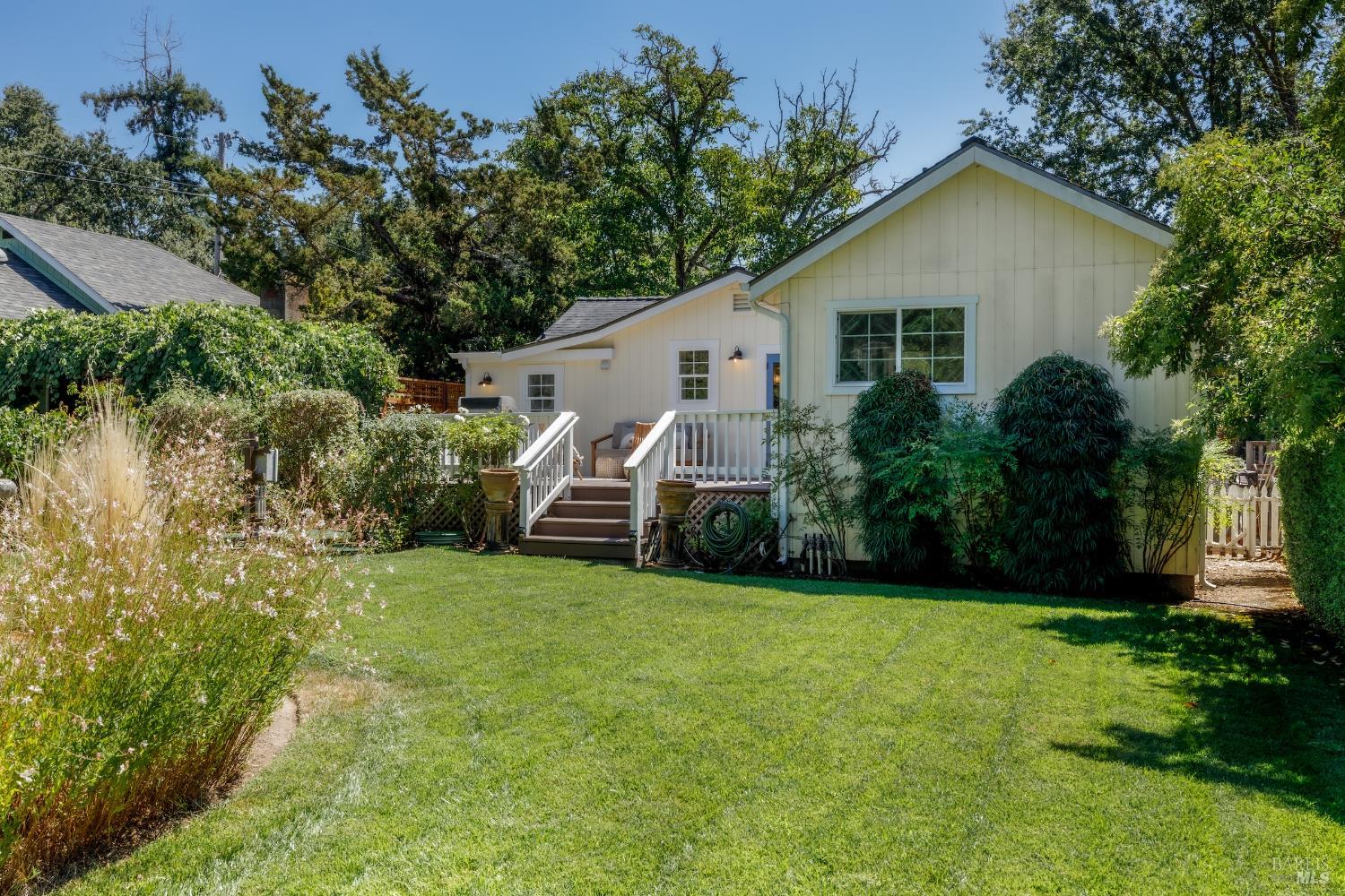 121 Laurel Avenue Kenwood CA 95452