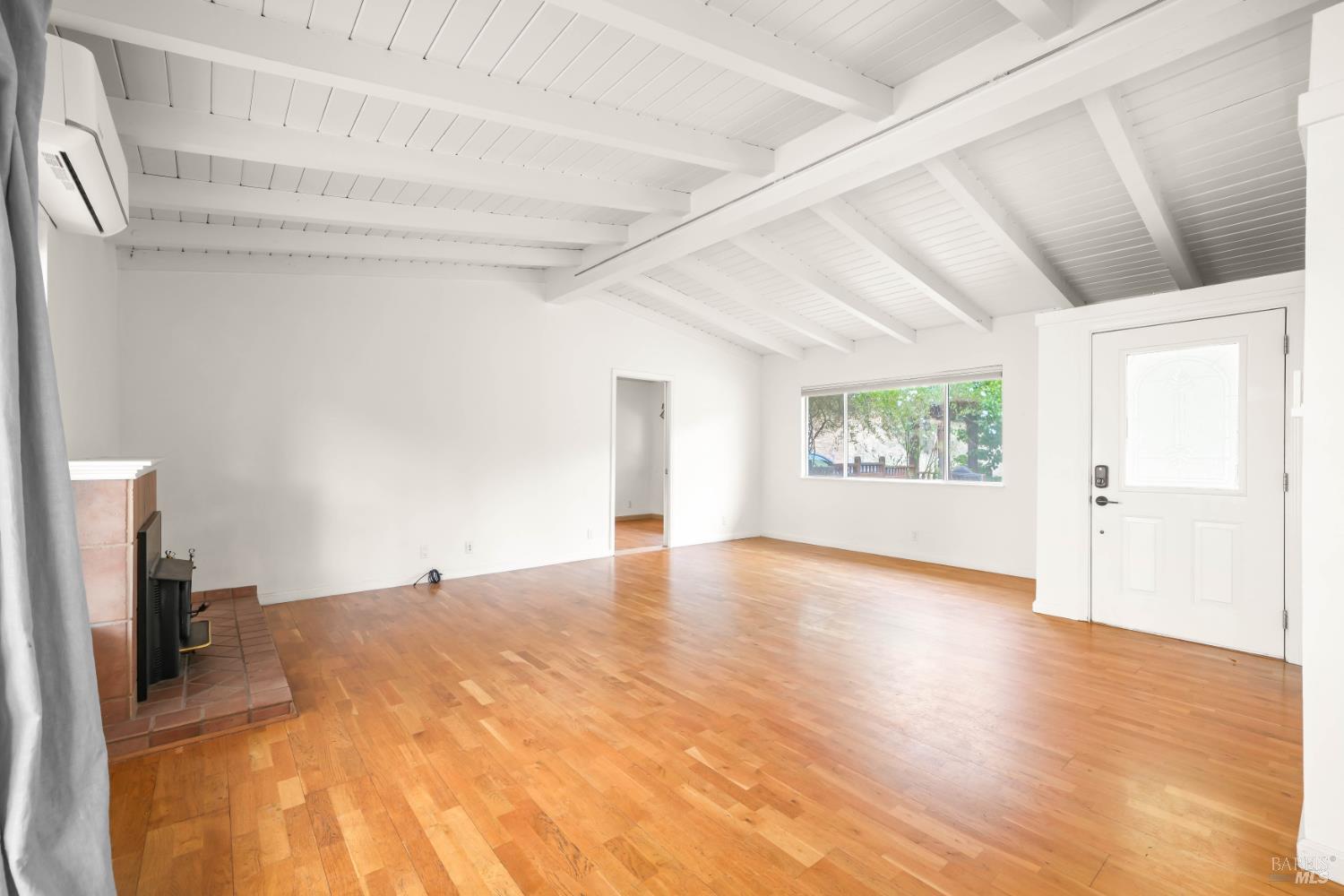104 Lobo Vista Novato CA 94947