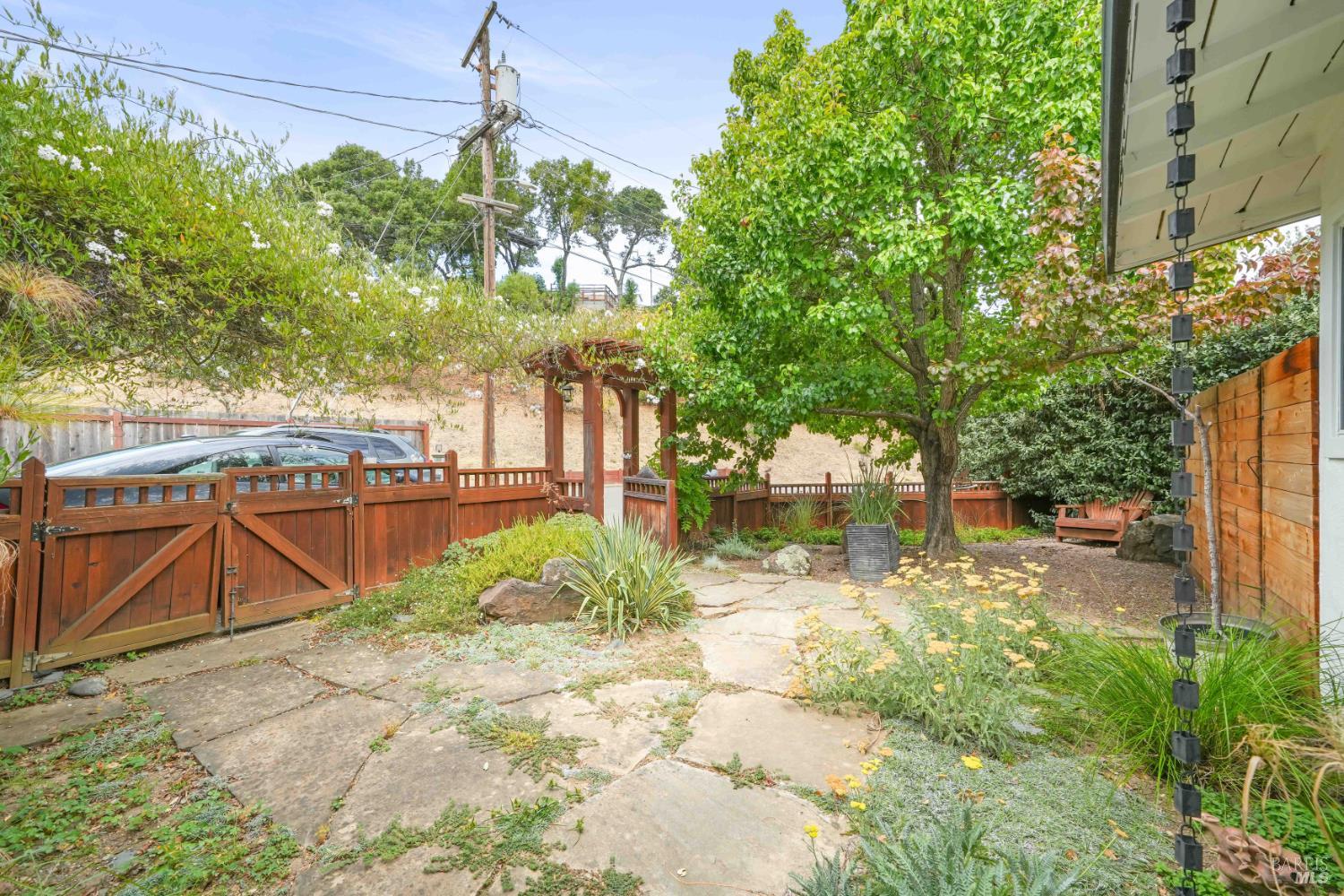 104 Lobo Vista Novato CA 94947