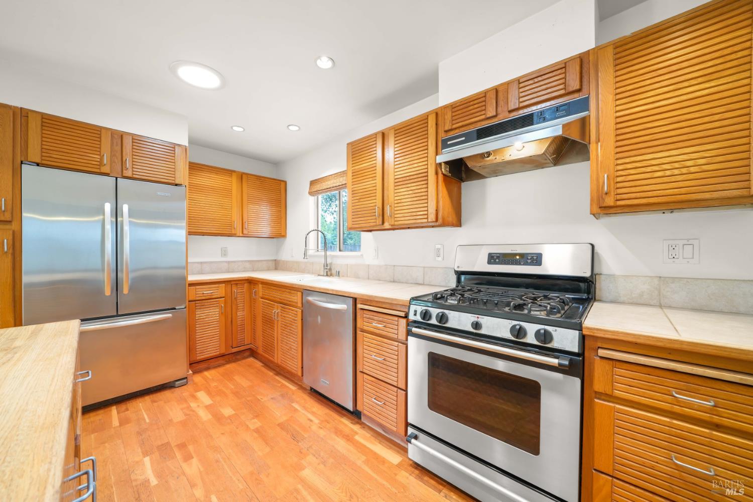 104 Lobo Vista Novato CA 94947