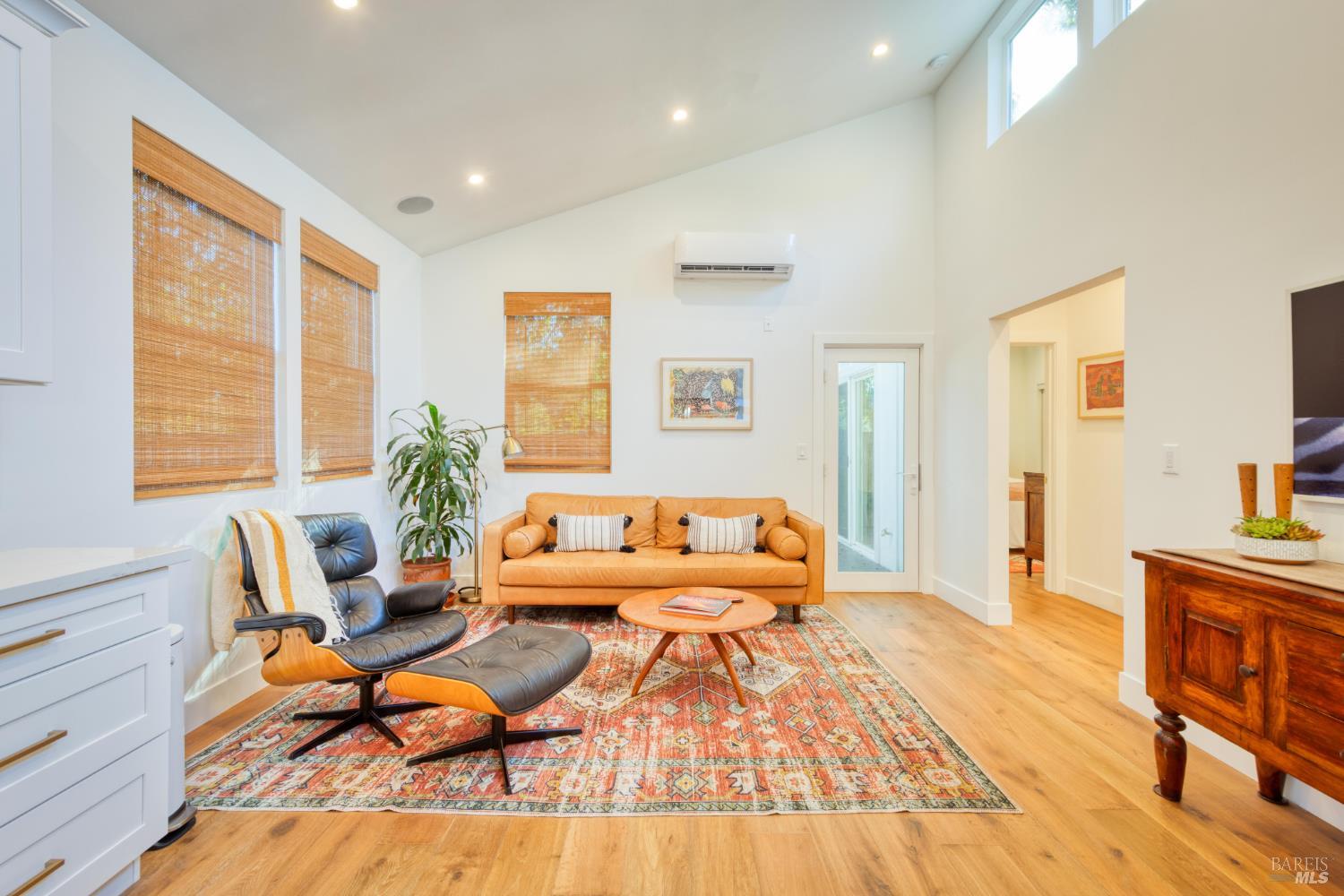 104 Lobo Vista Novato CA 94947
