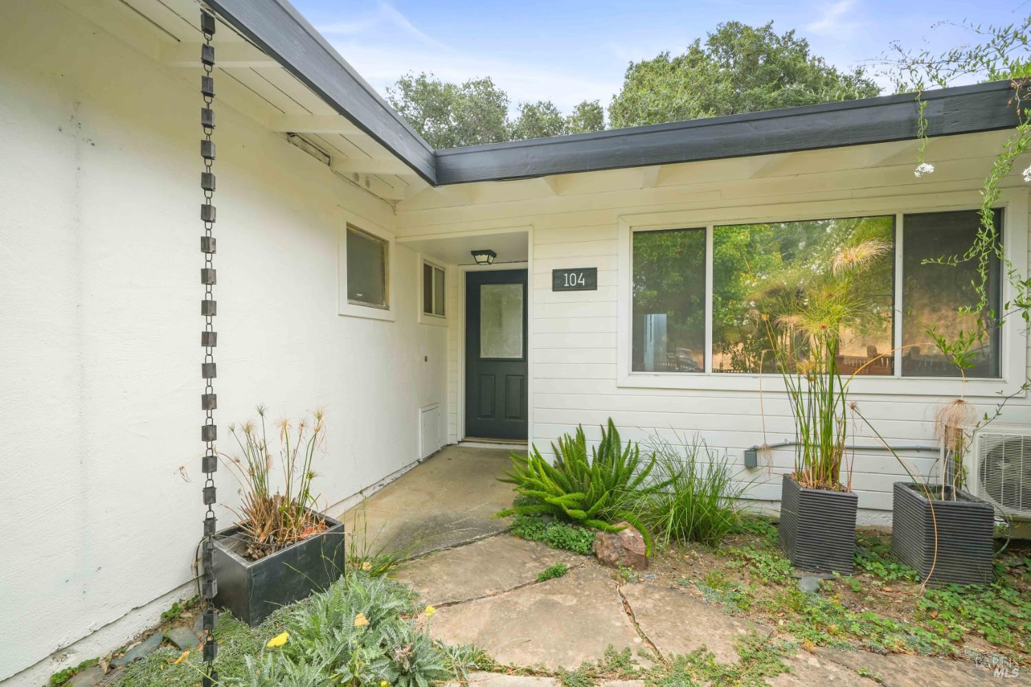 104 Lobo Vista Novato CA 94947