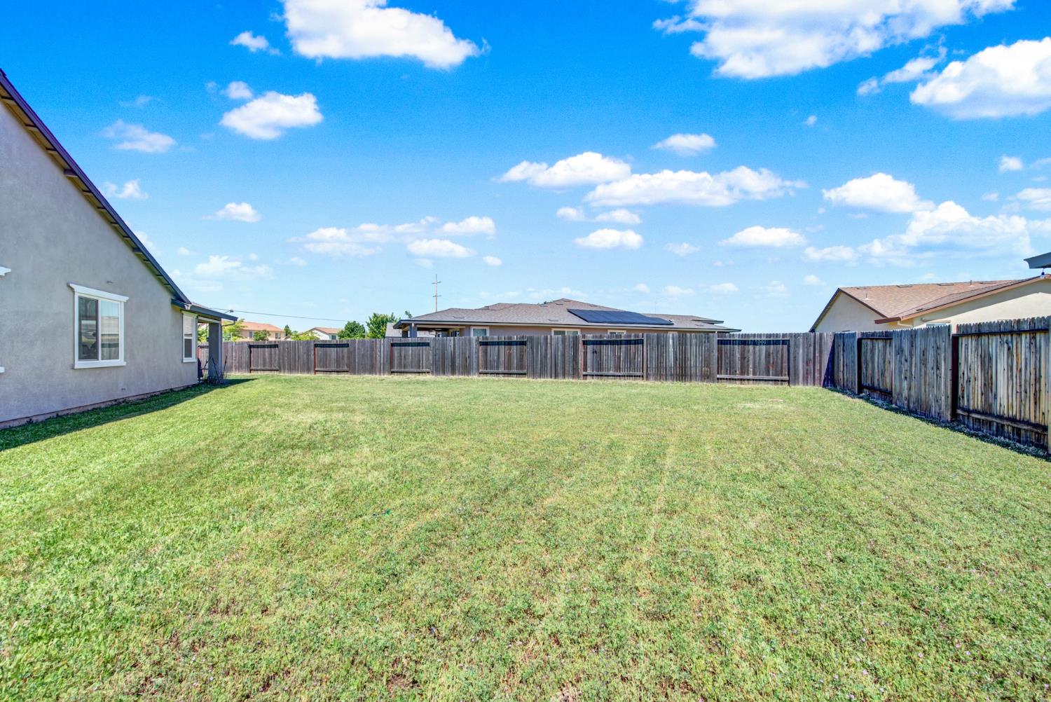 1517 Falabella Way Olivehurst CA 95961
