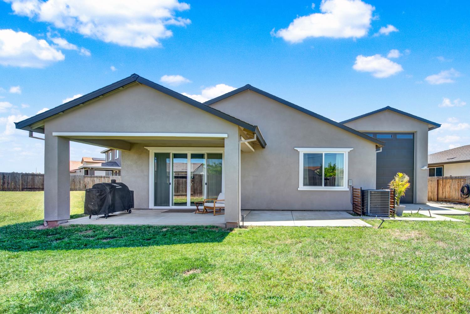1517 Falabella Way Olivehurst CA 95961