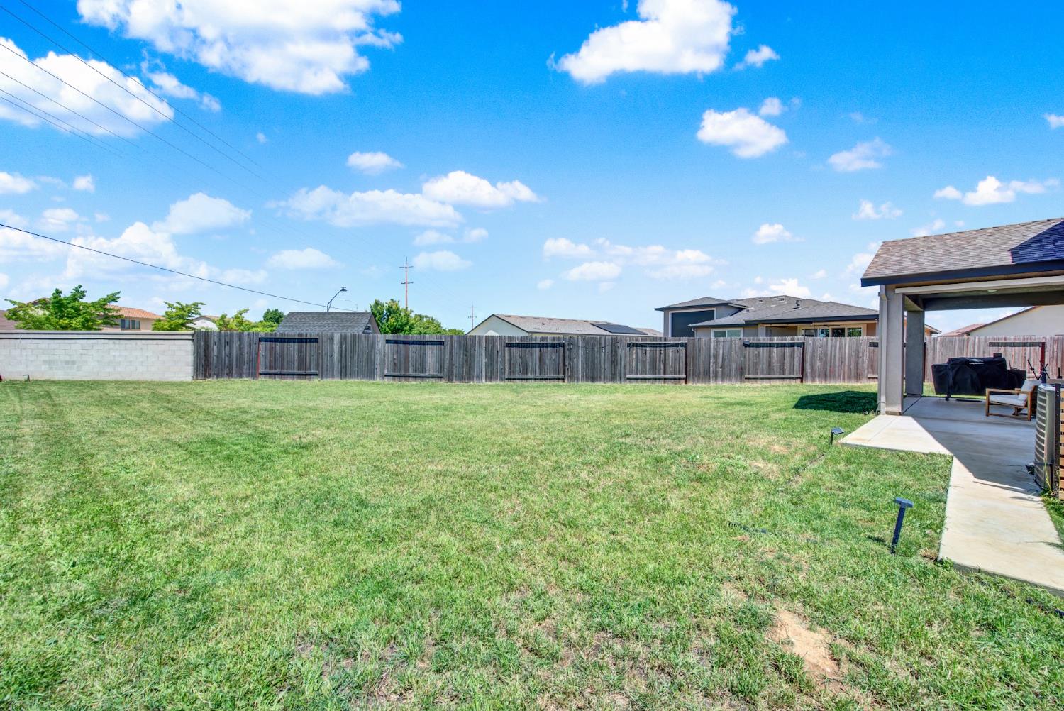 1517 Falabella Way Olivehurst CA 95961