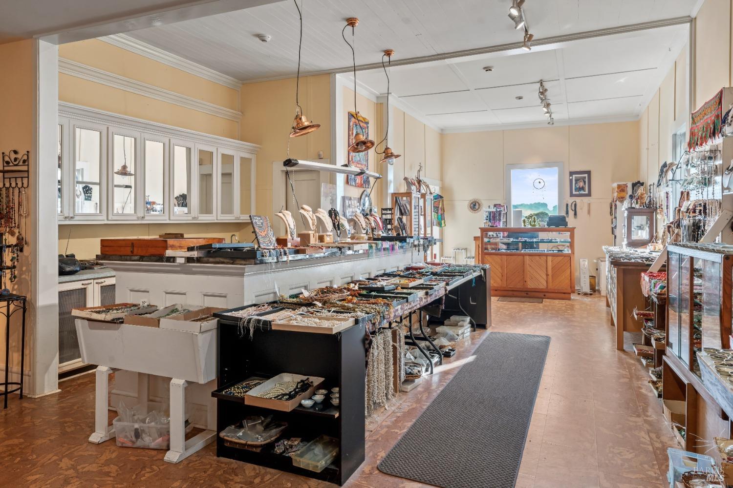 45070 Main Street Mendocino CA 95460