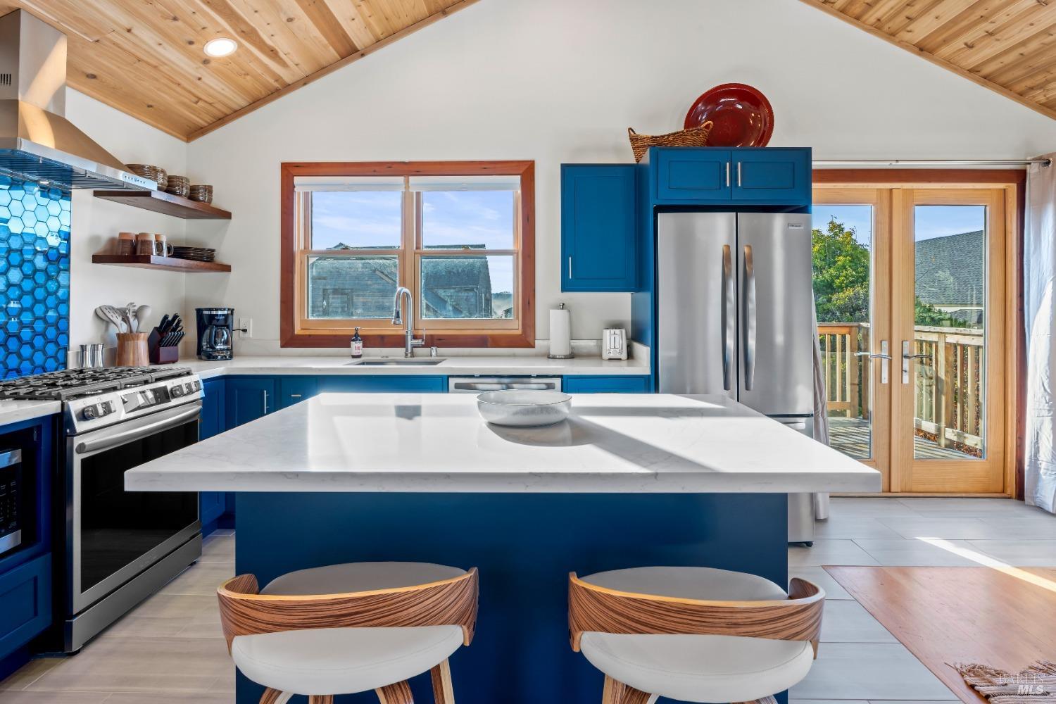 45070 Main Street Mendocino CA 95460