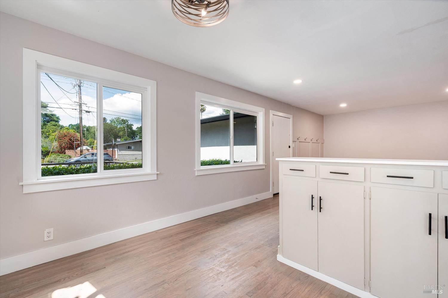 382 Dechene Avenue Sonoma CA 95476