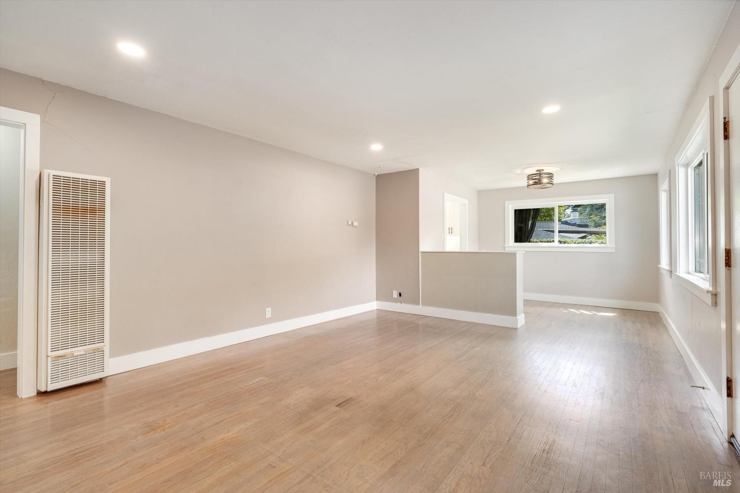 382 Dechene Avenue Sonoma CA 95476