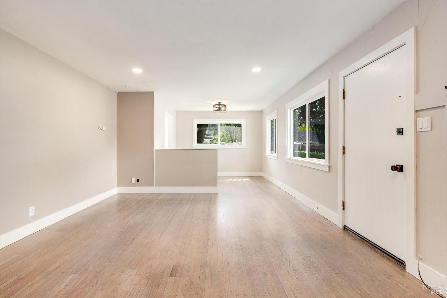 382 Dechene Avenue Sonoma CA 95476