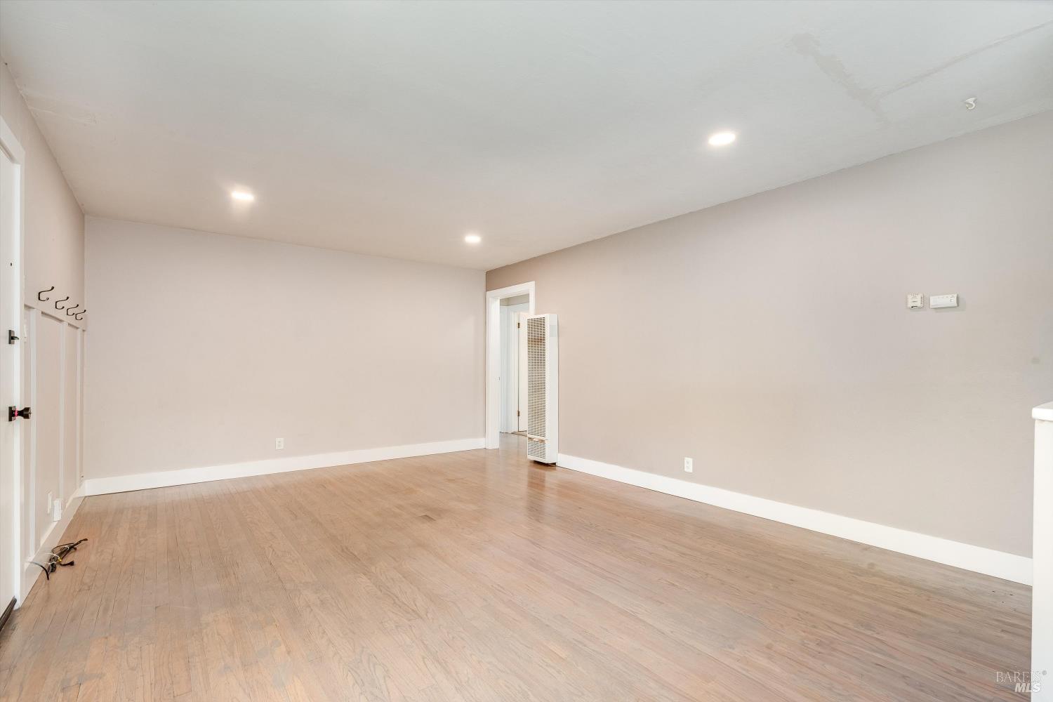 382 Dechene Avenue Sonoma CA 95476