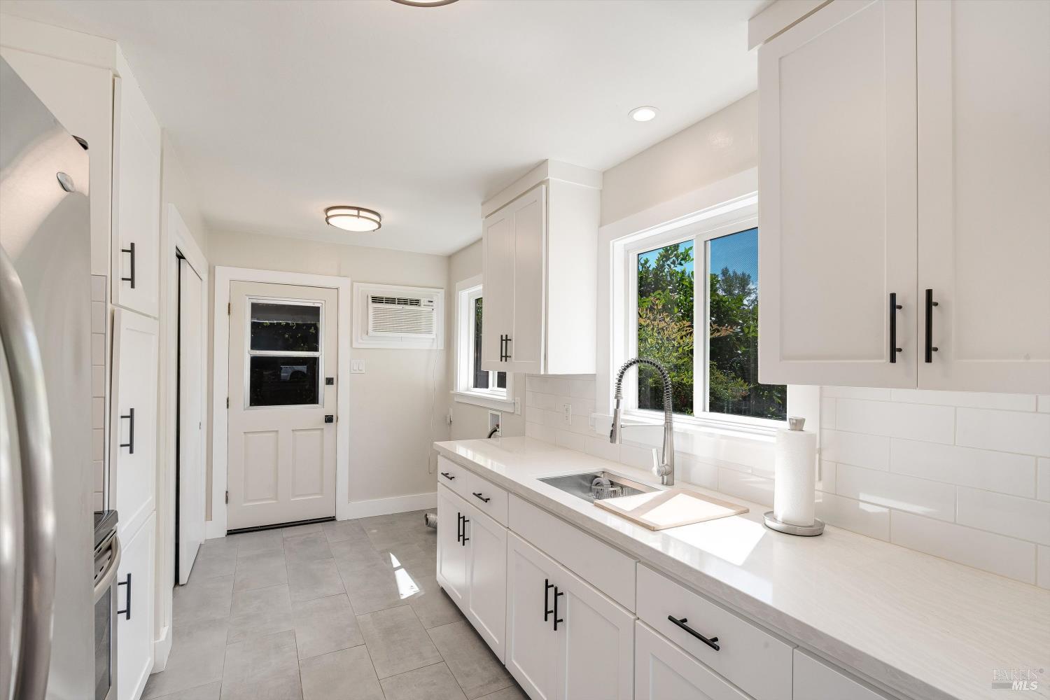 382 Dechene Avenue Sonoma CA 95476