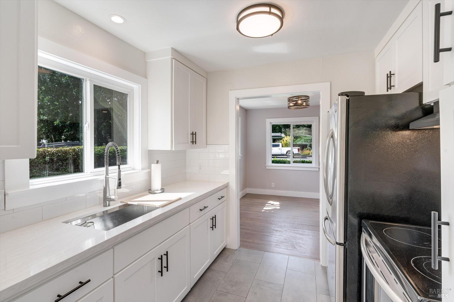 382 Dechene Avenue Sonoma CA 95476