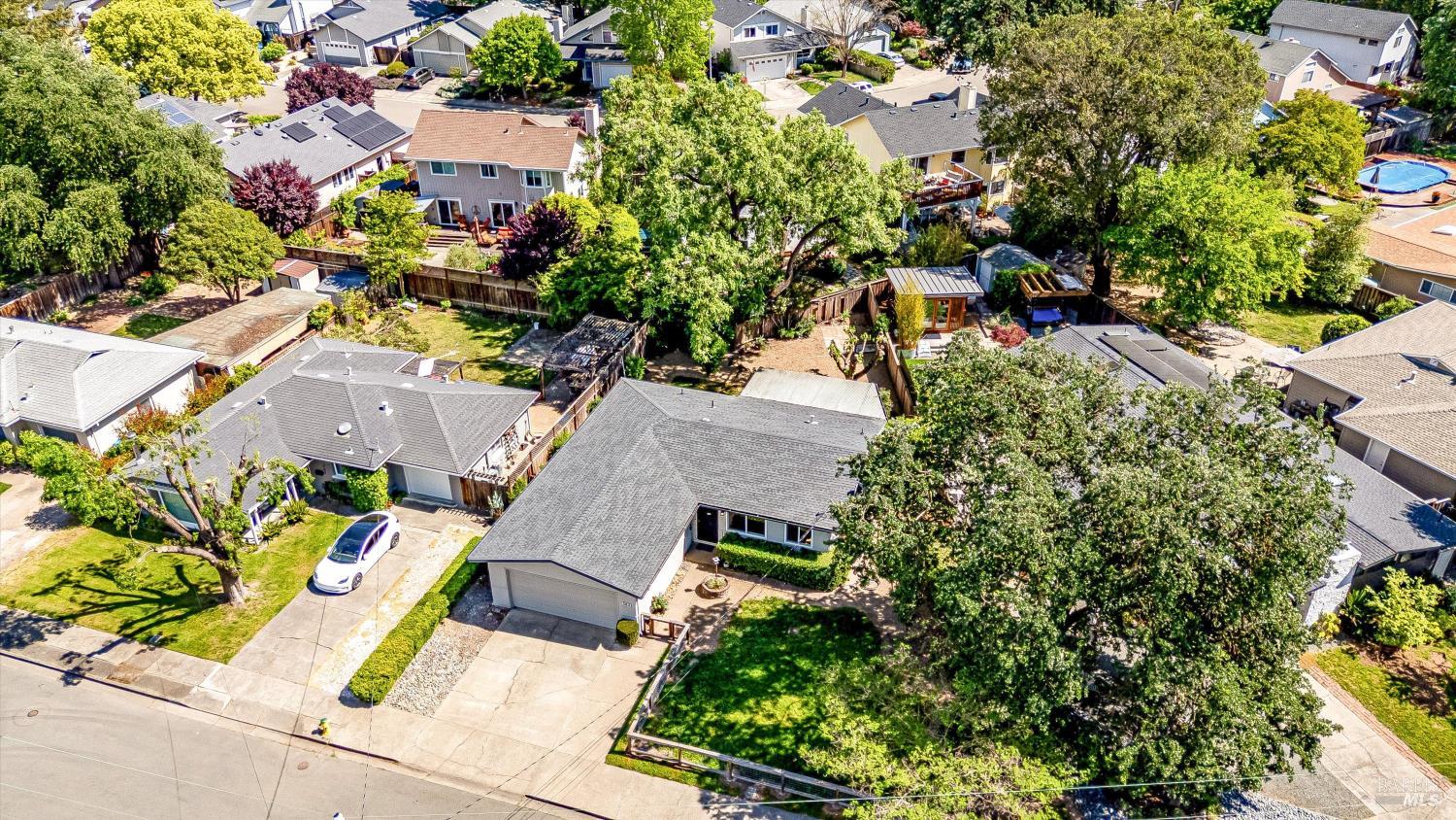 382 Dechene Avenue Sonoma CA 95476