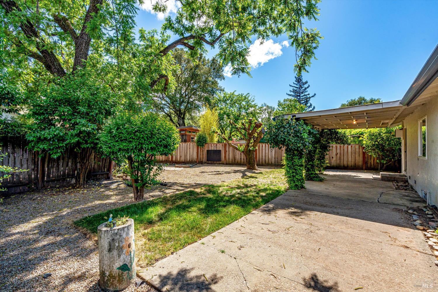 382 Dechene Avenue Sonoma CA 95476