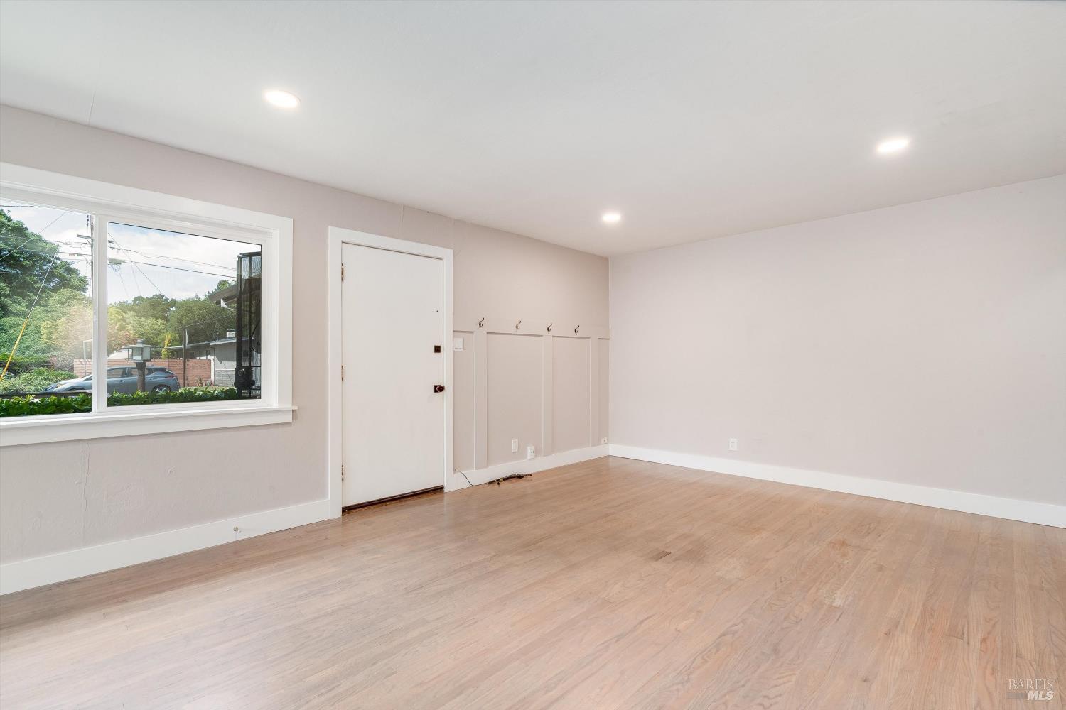 382 Dechene Avenue Sonoma CA 95476
