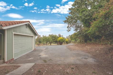 4800 Paulsen Lane Sebastopol CA 95472