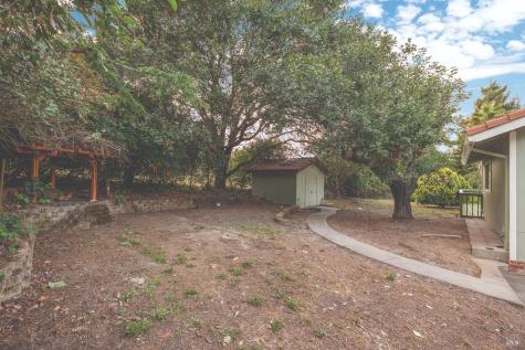 4800 Paulsen Lane Sebastopol CA 95472