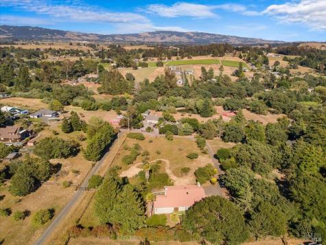 4800 Paulsen Lane Sebastopol CA 95472