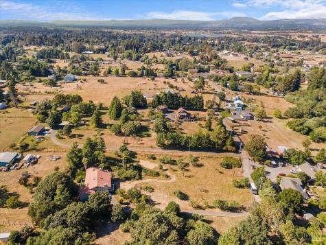 4800 Paulsen Lane Sebastopol CA 95472