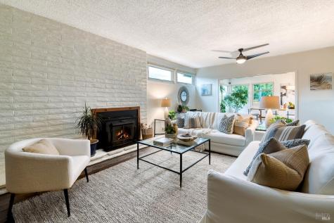 133 Montego Key Novato CA 94949
