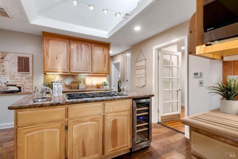 133 Montego Key Novato CA 94949