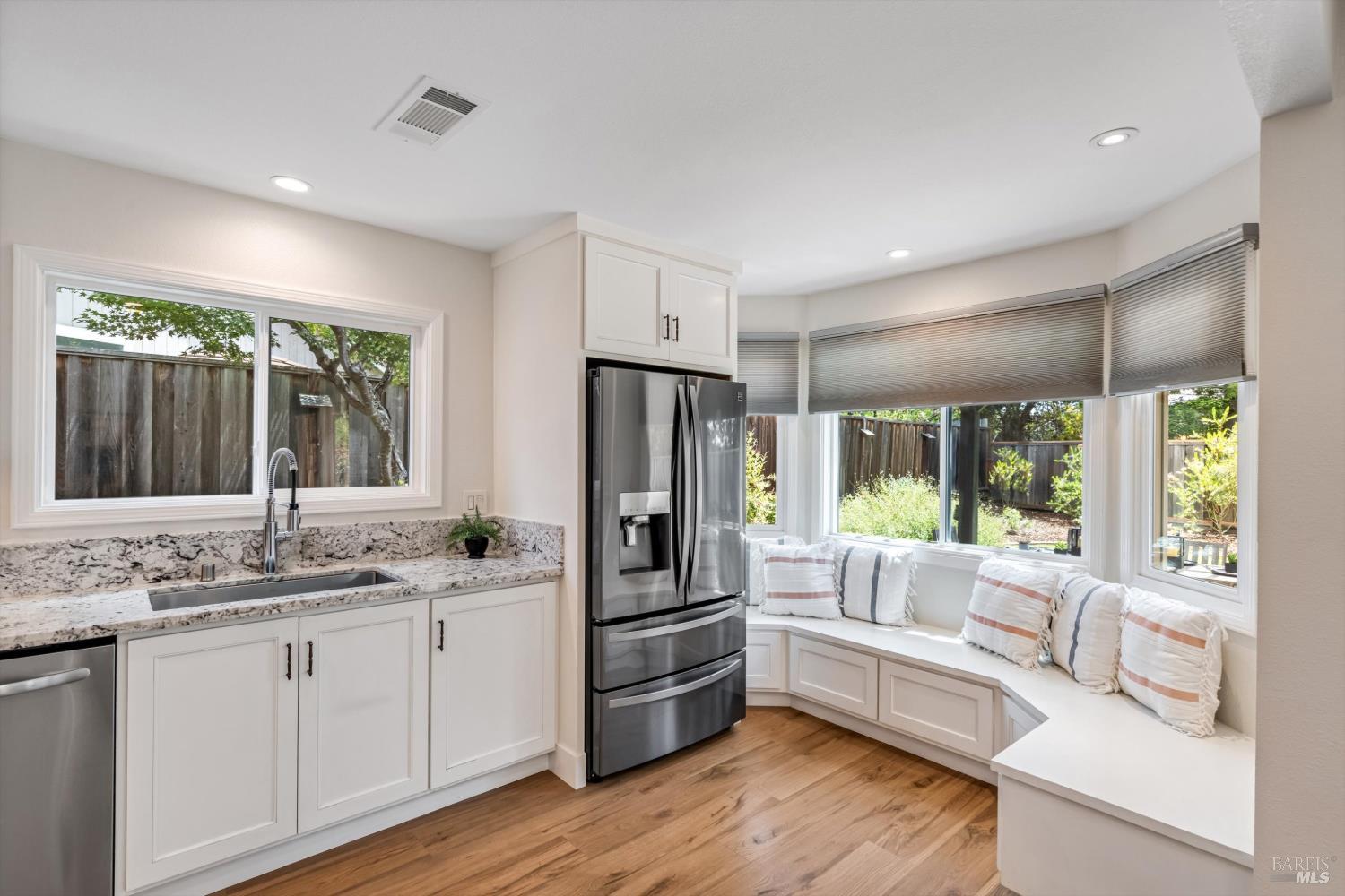 3323 Cambridge Court Napa CA 94558