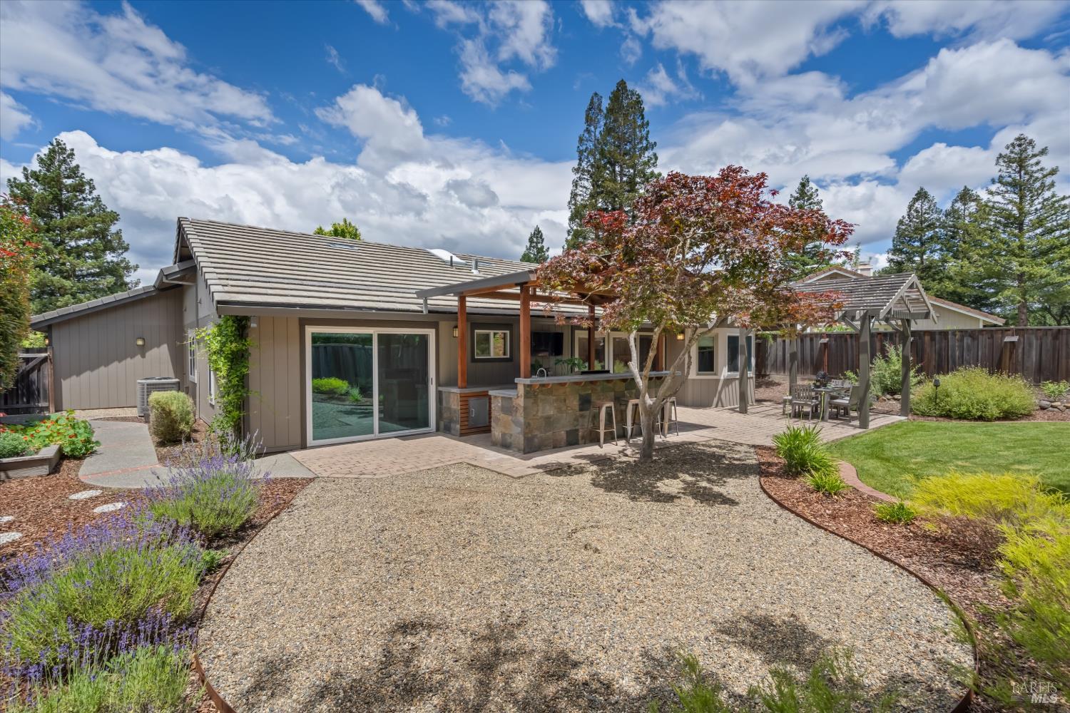3323 Cambridge Court Napa CA 94558