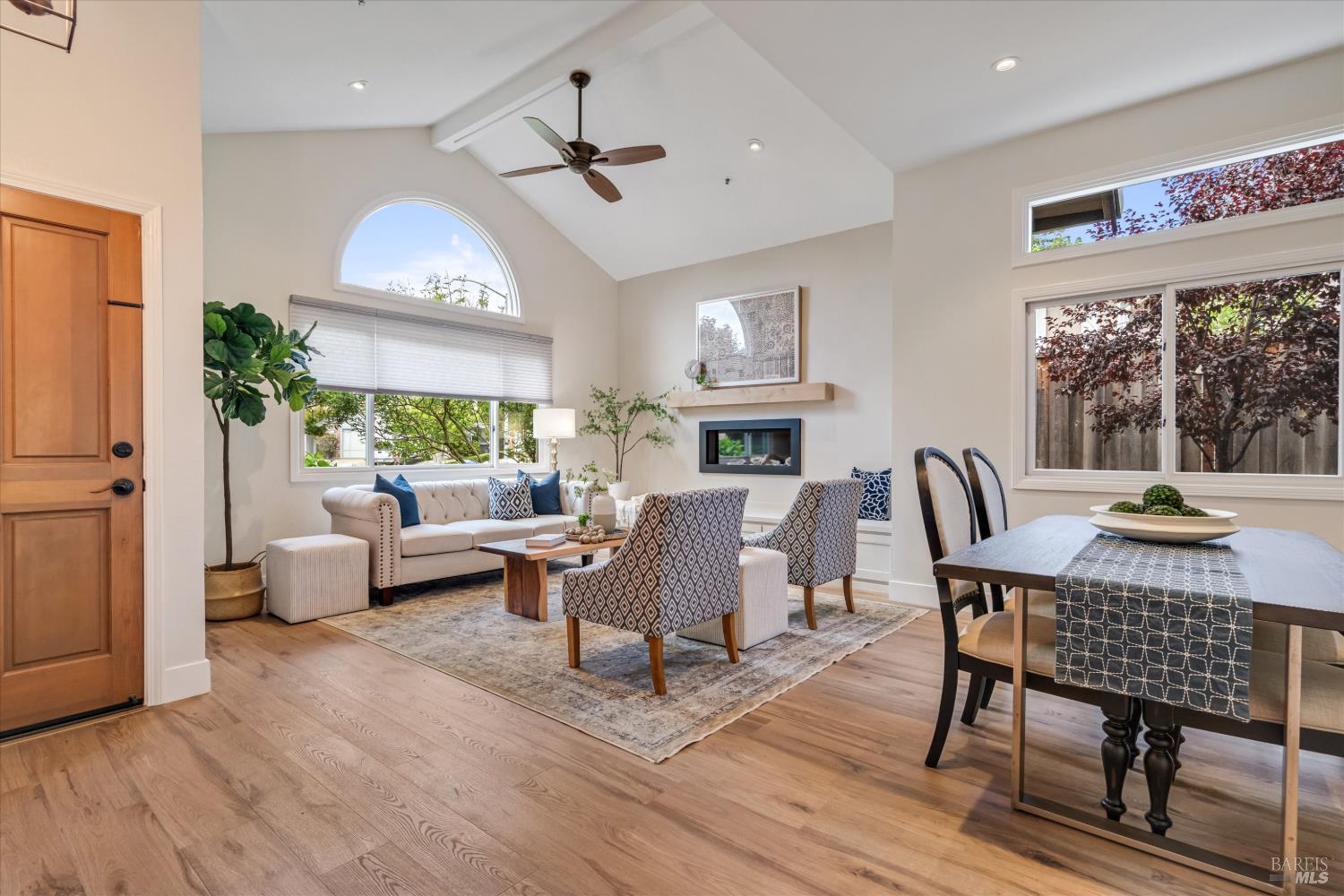 3323 Cambridge Court Napa CA 94558