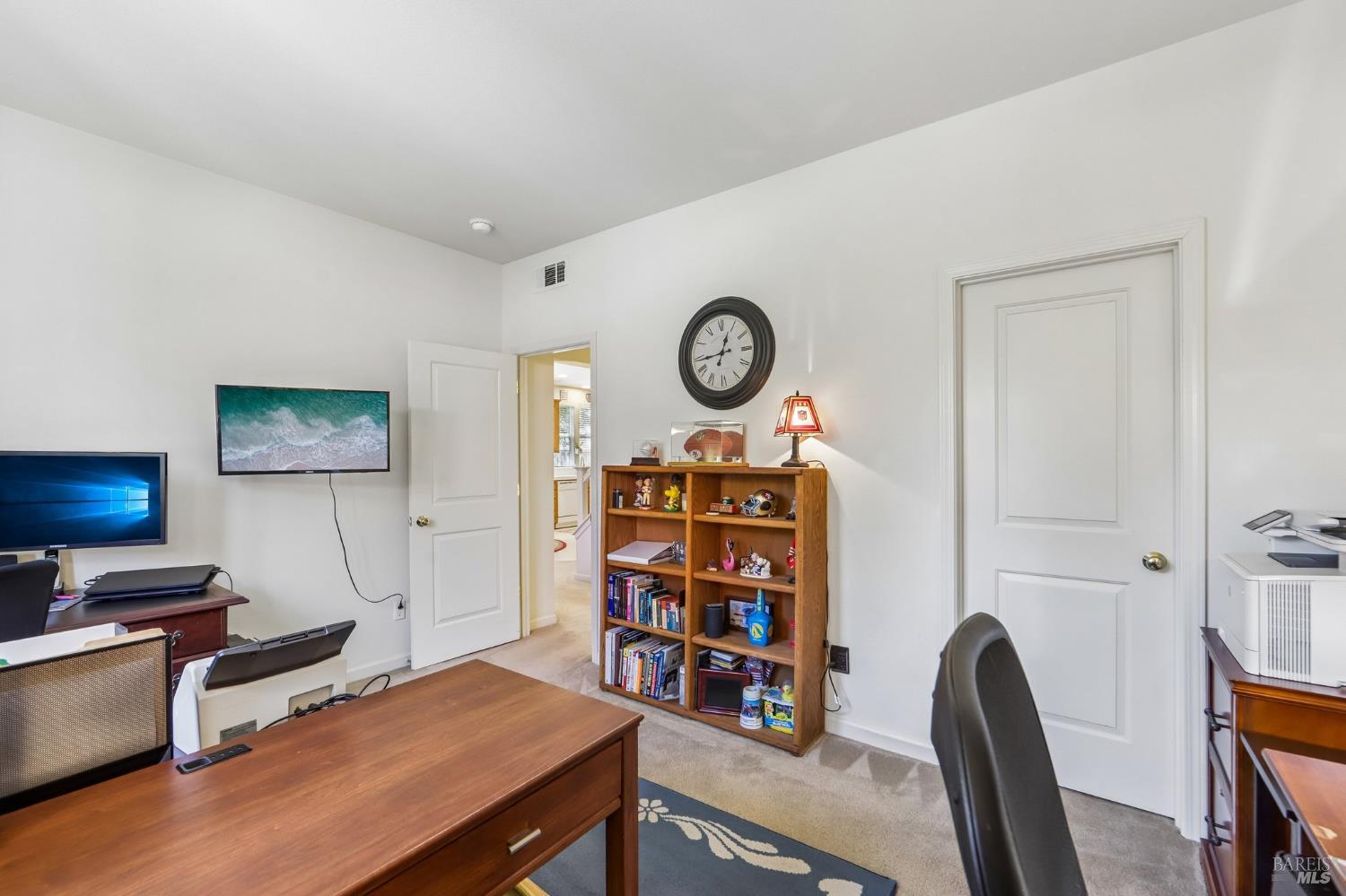 50 Windsor Court Napa CA 94558