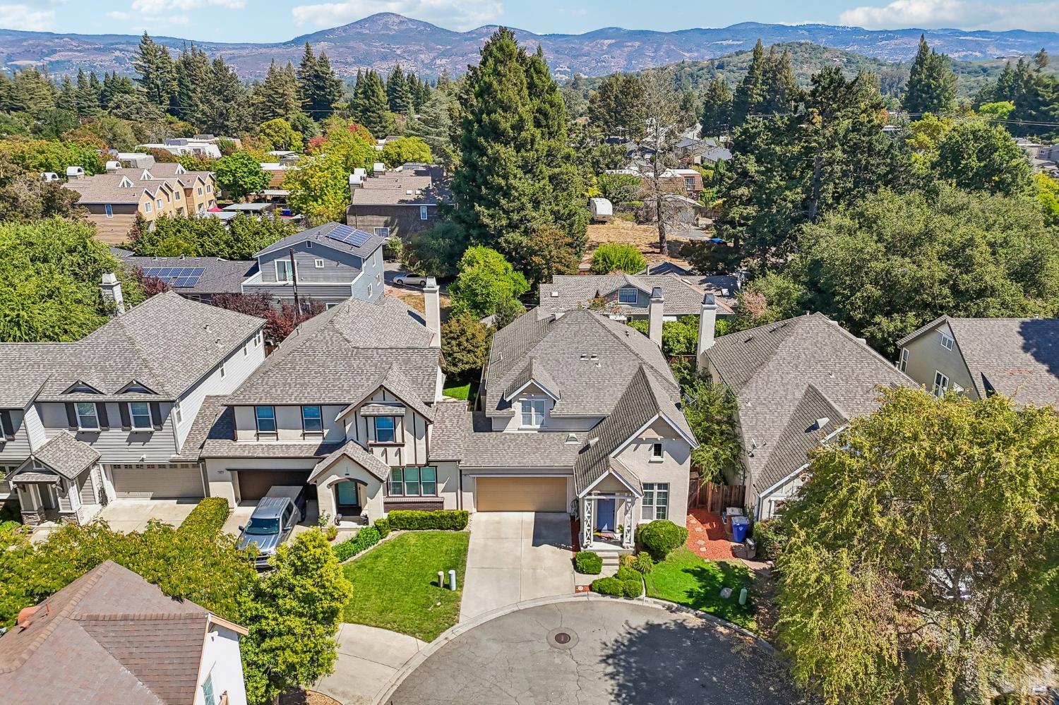 50 Windsor Court Napa CA 94558