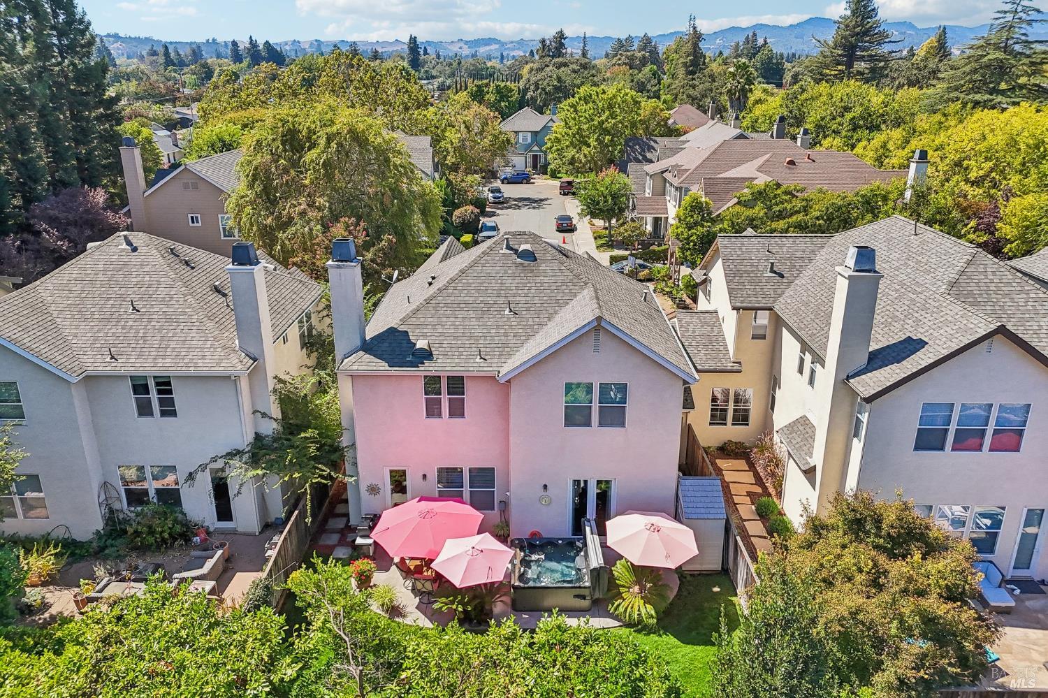 50 Windsor Court Napa CA 94558