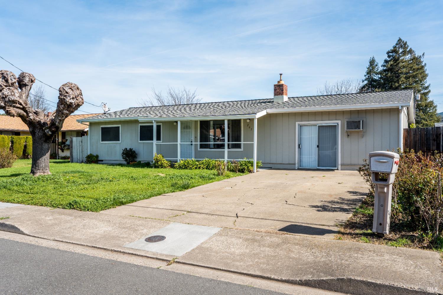 265 Oak Manor Drive Ukiah CA 95482