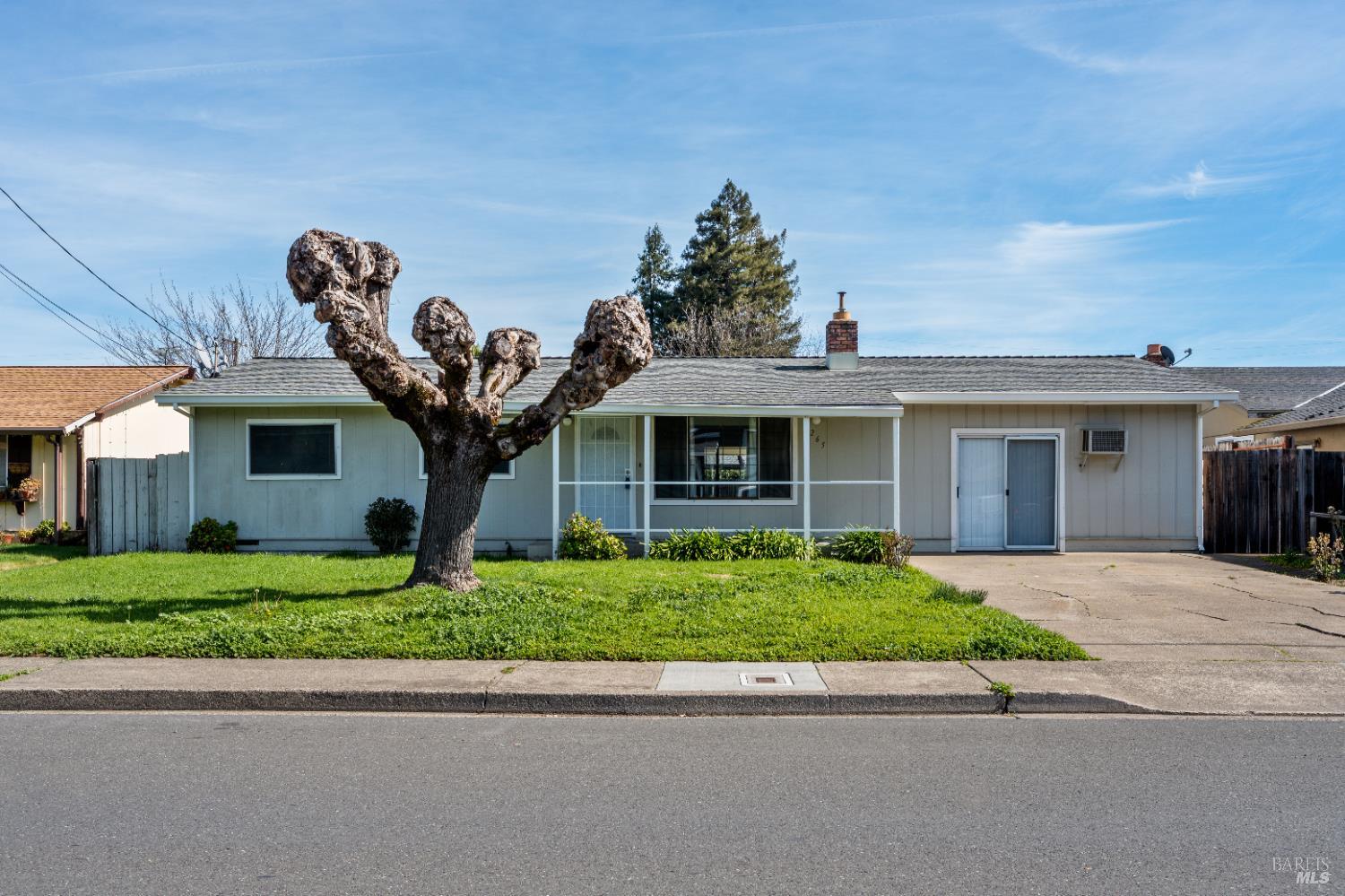 265 Oak Manor Drive Ukiah CA 95482