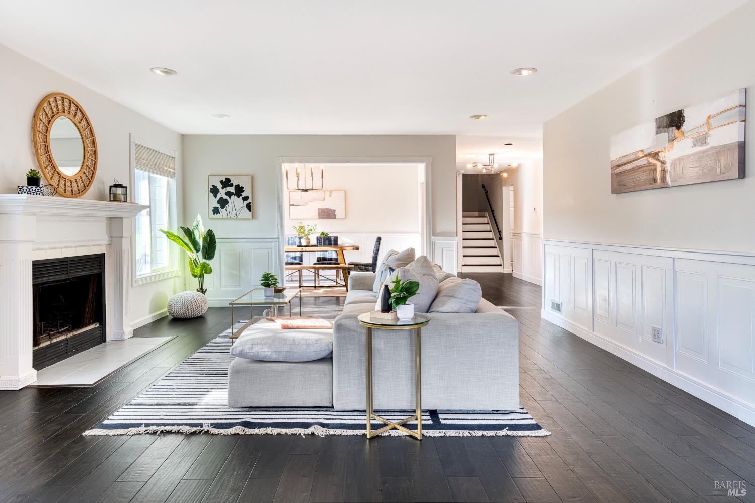 1534 Buchanan Street Novato CA 94947