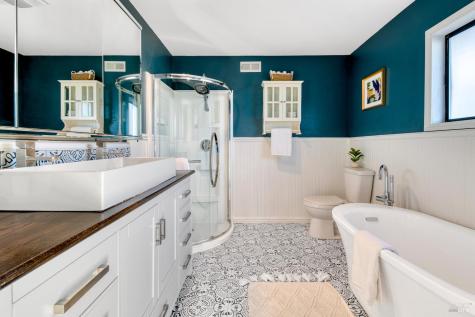 1534 Buchanan Street Novato CA 94947
