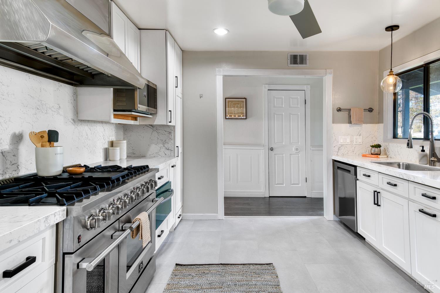 1534 Buchanan Street Novato CA 94947