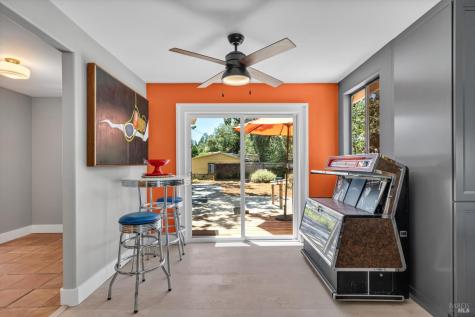 9459 Argonne Way Forestville CA 95436