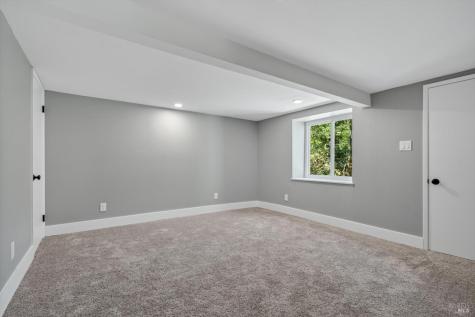 9459 Argonne Way Forestville CA 95436