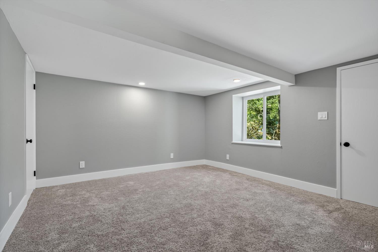 9459 Argonne Way Forestville CA 95436