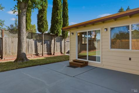 514 Corlano Avenue Santa Rosa CA 95404