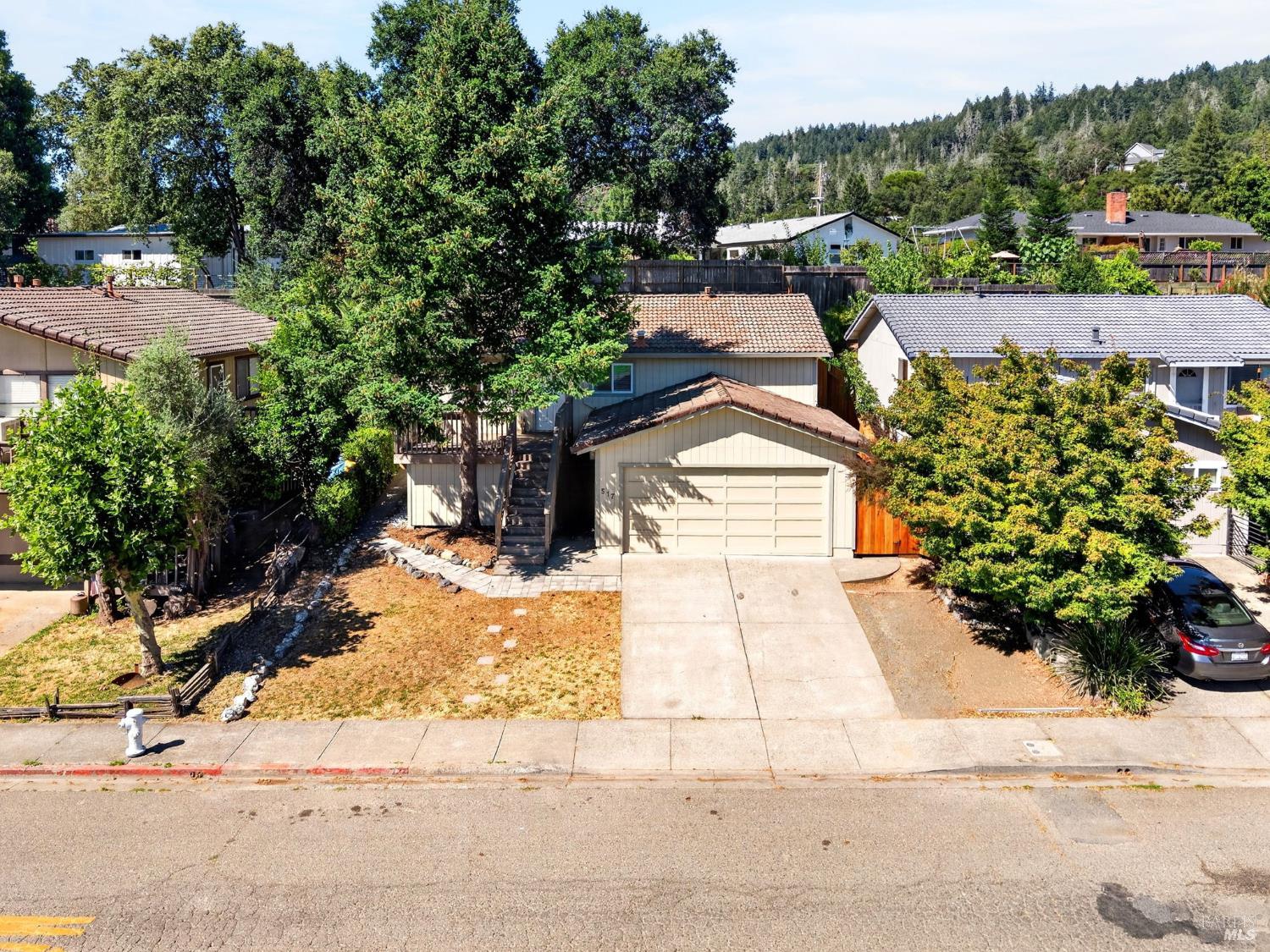 517 N Jefferson Street Cloverdale CA 95425