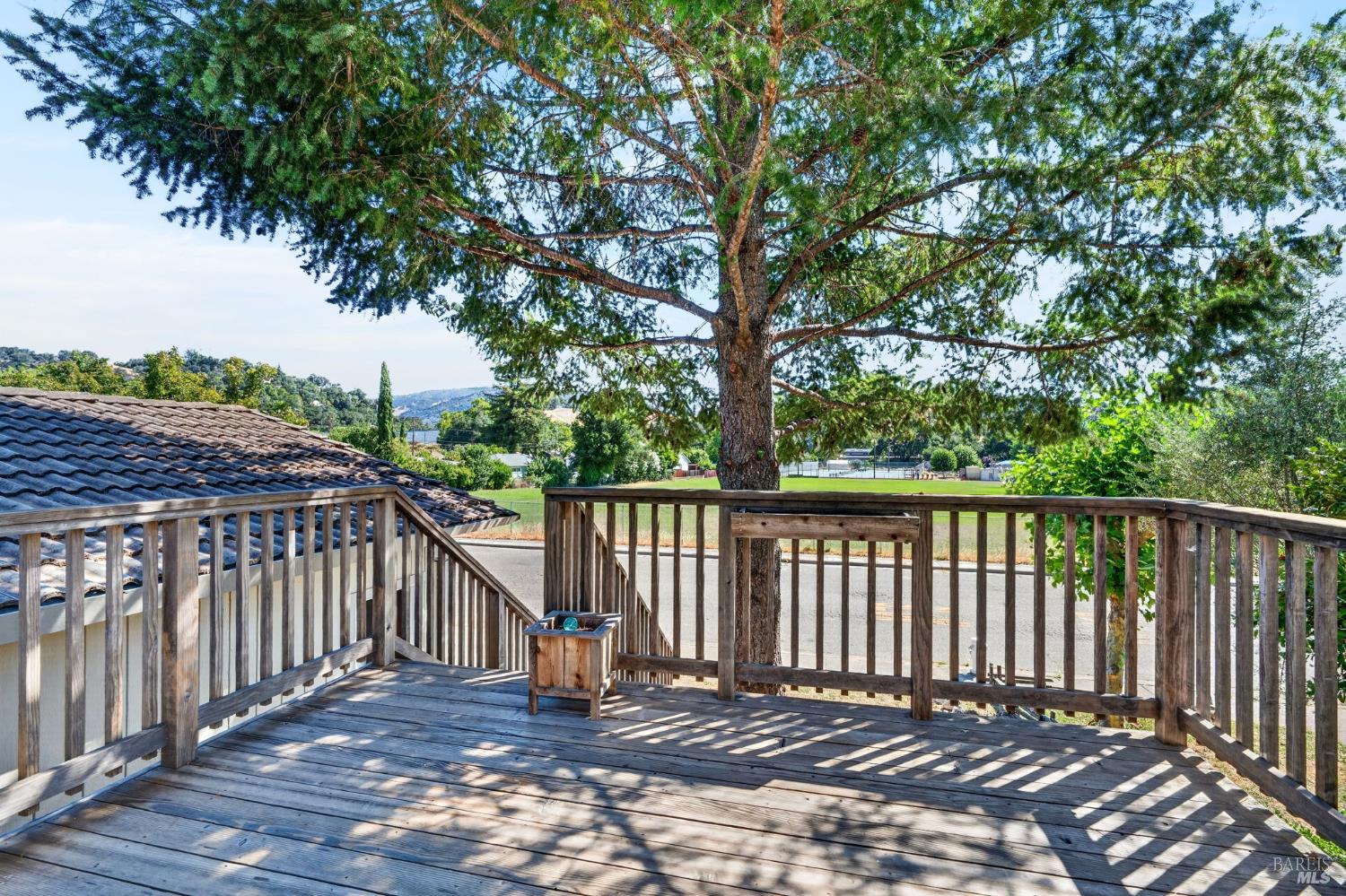 517 N Jefferson Street Cloverdale CA 95425