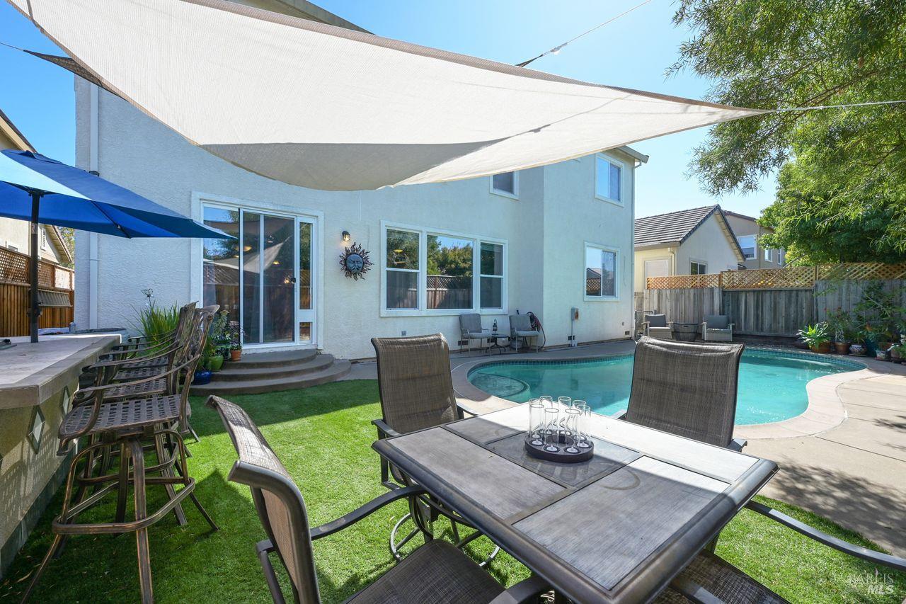 415 Decanter Circle Windsor CA 95492