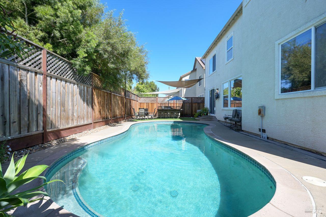 415 Decanter Circle Windsor CA 95492