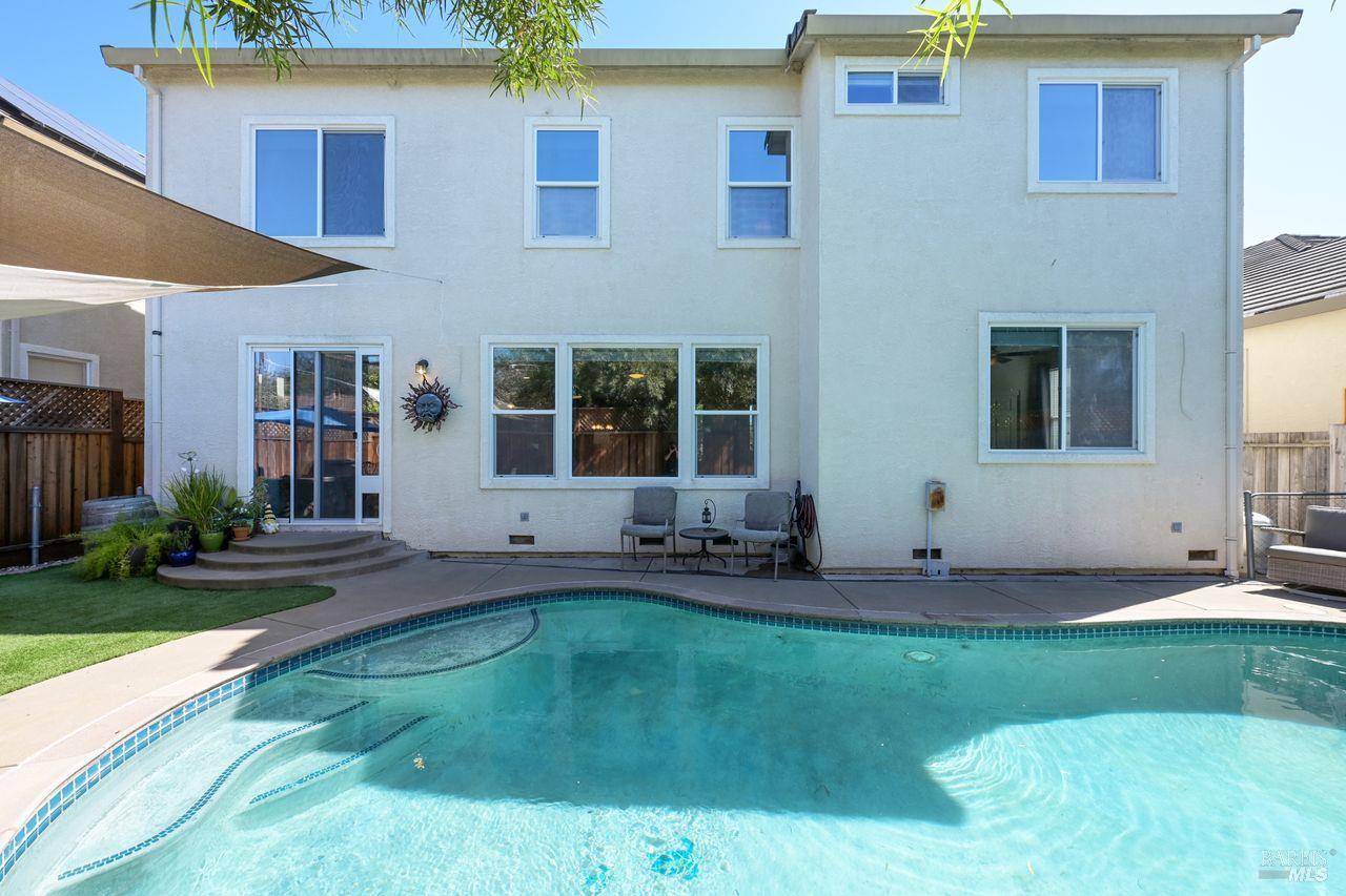 415 Decanter Circle Windsor CA 95492