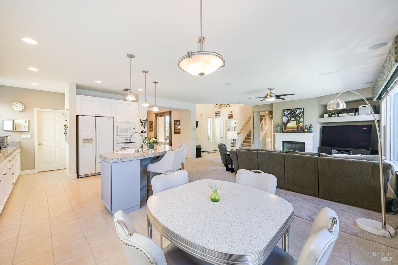 415 Decanter Circle Windsor CA 95492
