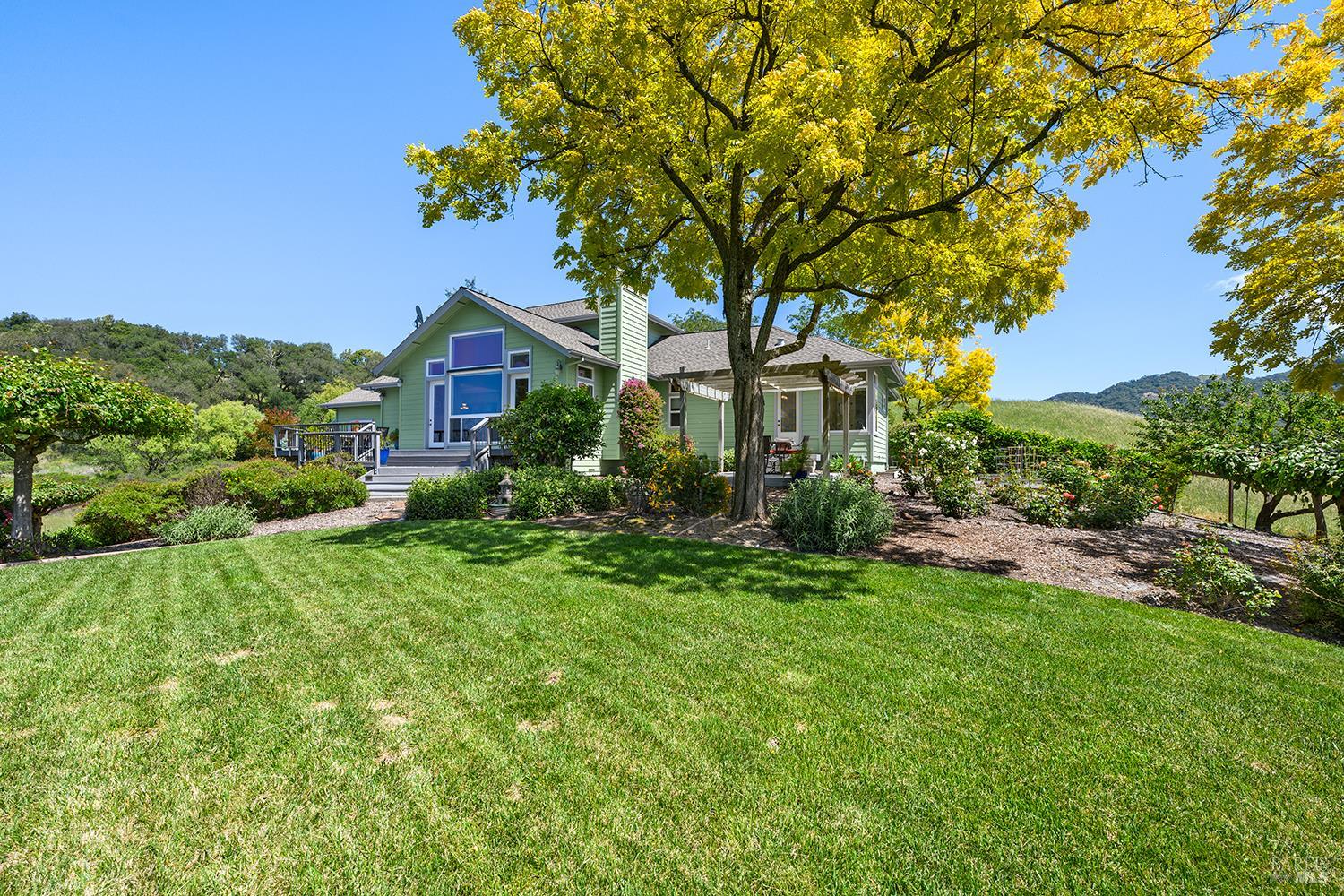 167-165 Mountain Meadow Lane Santa Rosa CA 95404