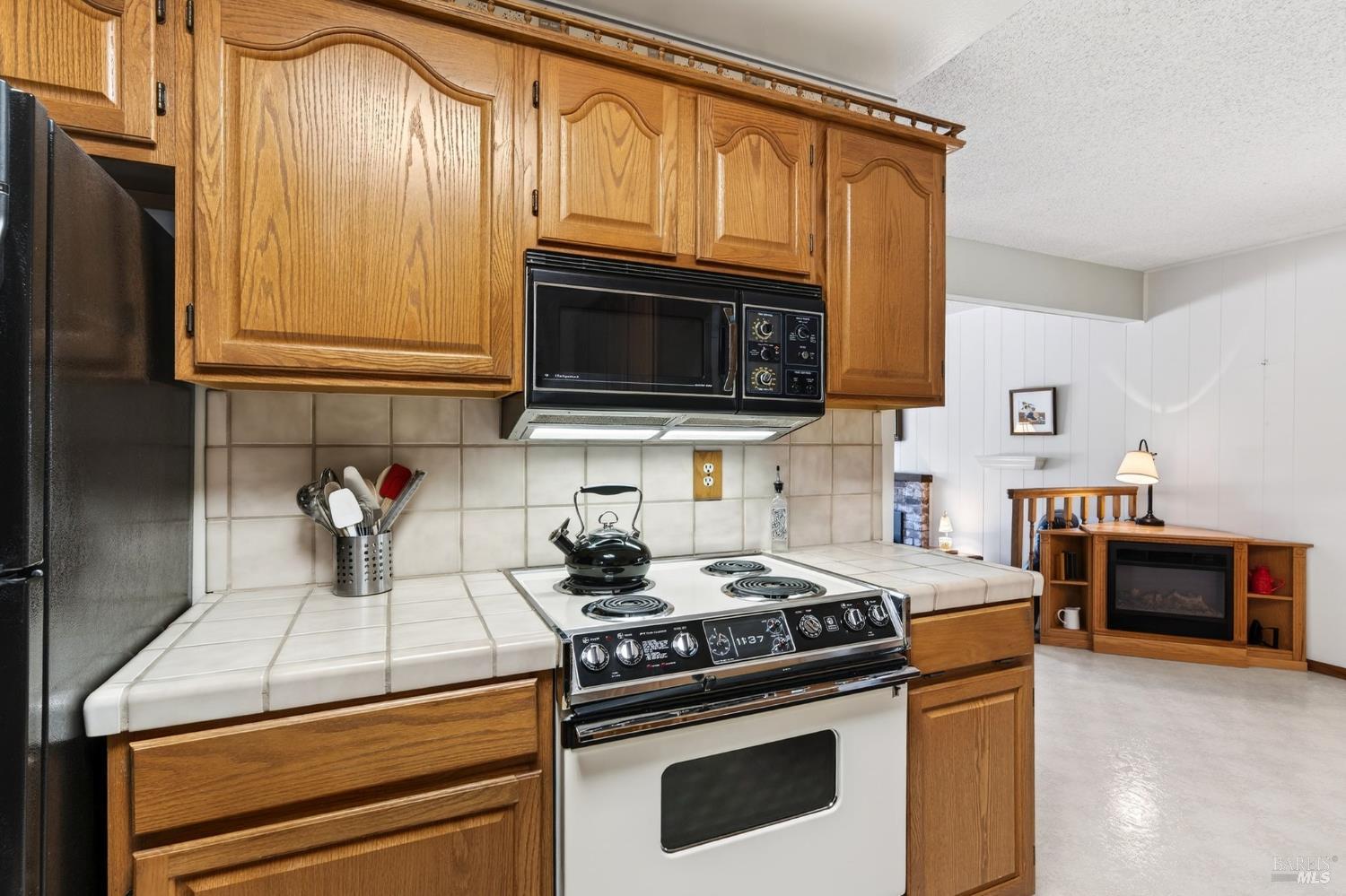 309 Twin Oaks Way Healdsburg CA 95448