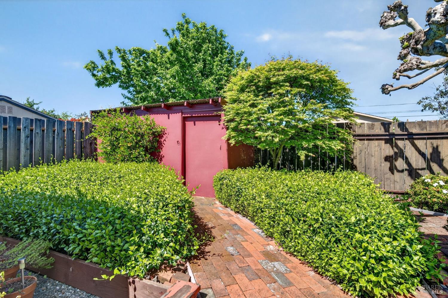 309 Twin Oaks Way Healdsburg CA 95448